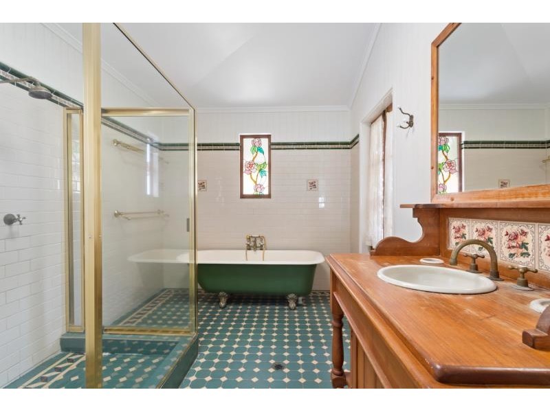 66 Brae Street, The Range QLD 4700